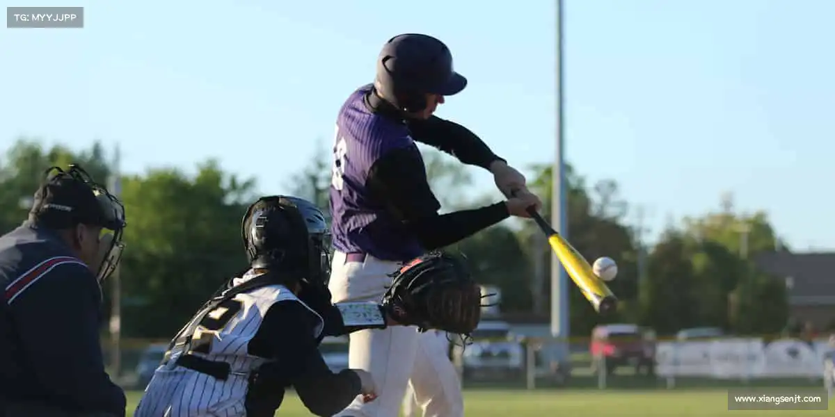 米兰体育🏋️♀️举起的不只是杠铃,更是对生活的热爱!